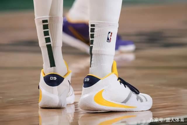 阿丘尔23+13赵柏清19+8 同曦逆转送天津14连败